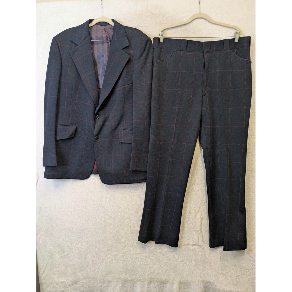 Clubman Vintage‎ Mens 2 Piece Suit 44R Gray Red Windowpane Plaid Jacket Pants